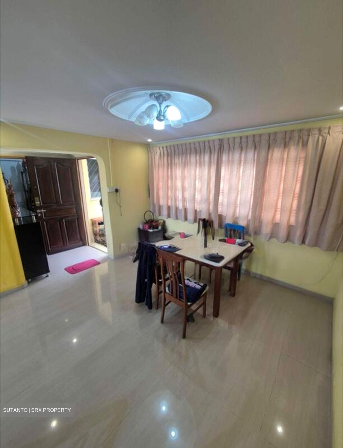 Blk 327 Jurong East Street 31 (Jurong East), HDB Executive #514779161